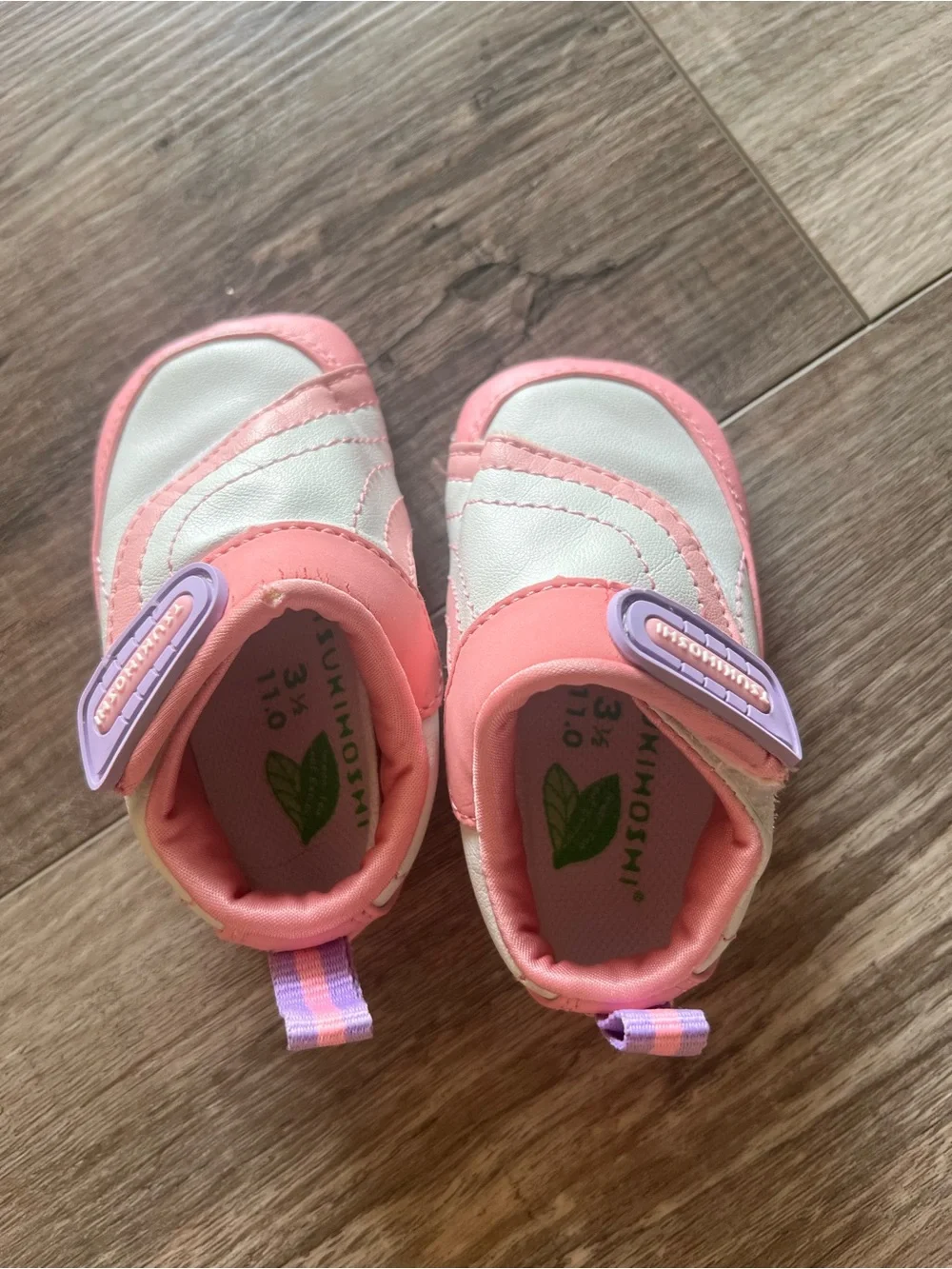Tsukihoshi Pink and White Baby Shoes